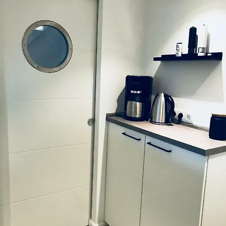 Bude 17 アパート *